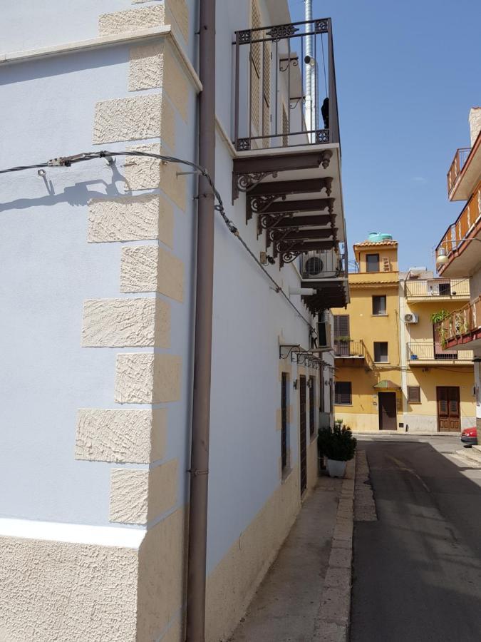 Hotel House Orlando Sferracavallo Exterior foto
